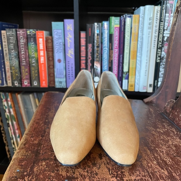 vintage suede shoes - Picture 3 of 12